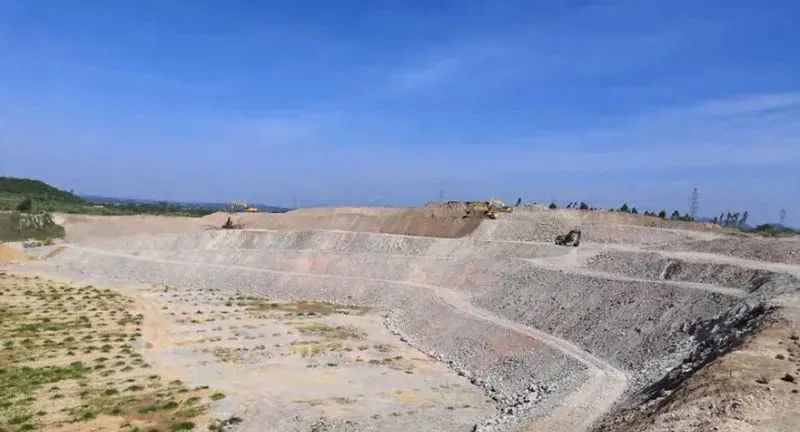 Ͷ�ʽ�800��397Ķ��ʯ�ȷ�����ɽ���̴�95%